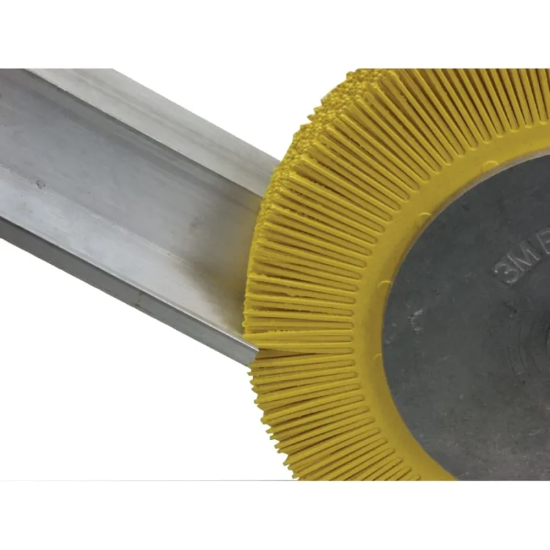 Scotch-Brite™ Radial Bristle Brush, 8 in dia x 1 in W, 6000 RPM